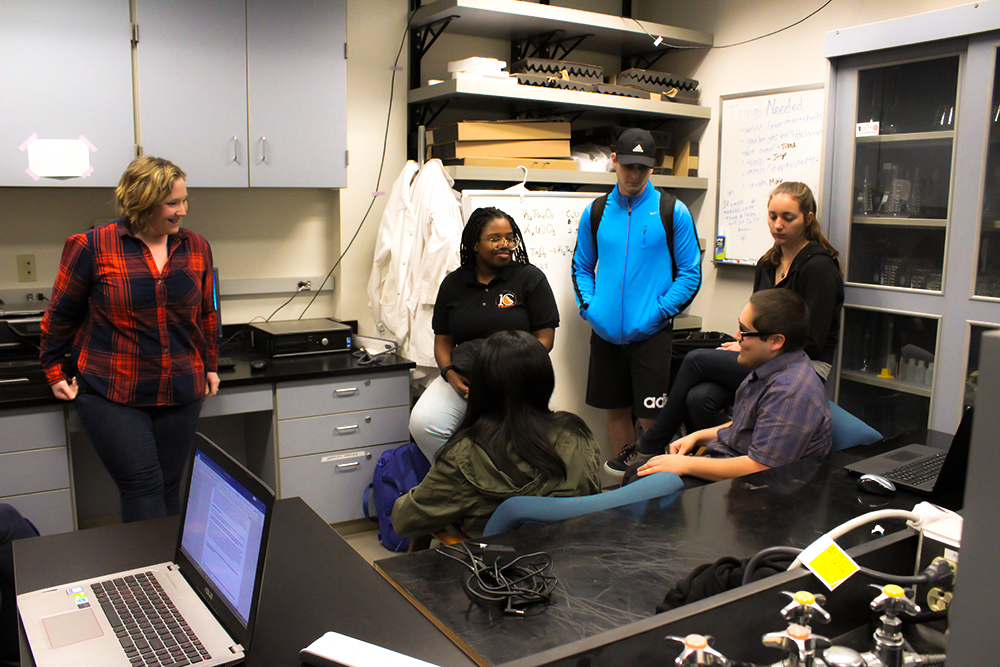2019 BD3-REAP Scholars visit Fry-petit's Chem Lab
