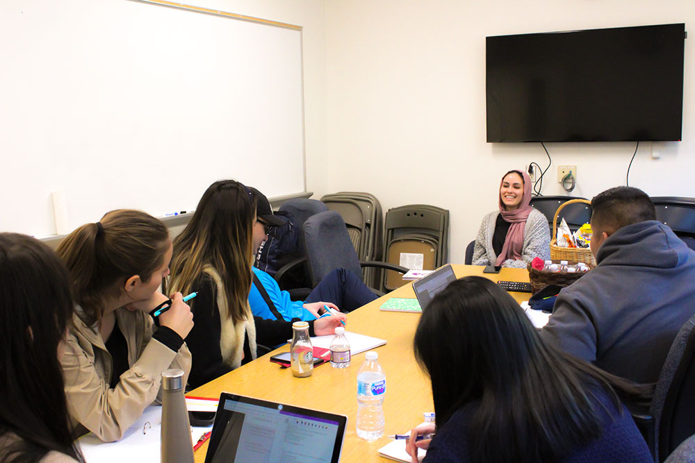 Nooralhoda offers advice with the new 2019 cohort